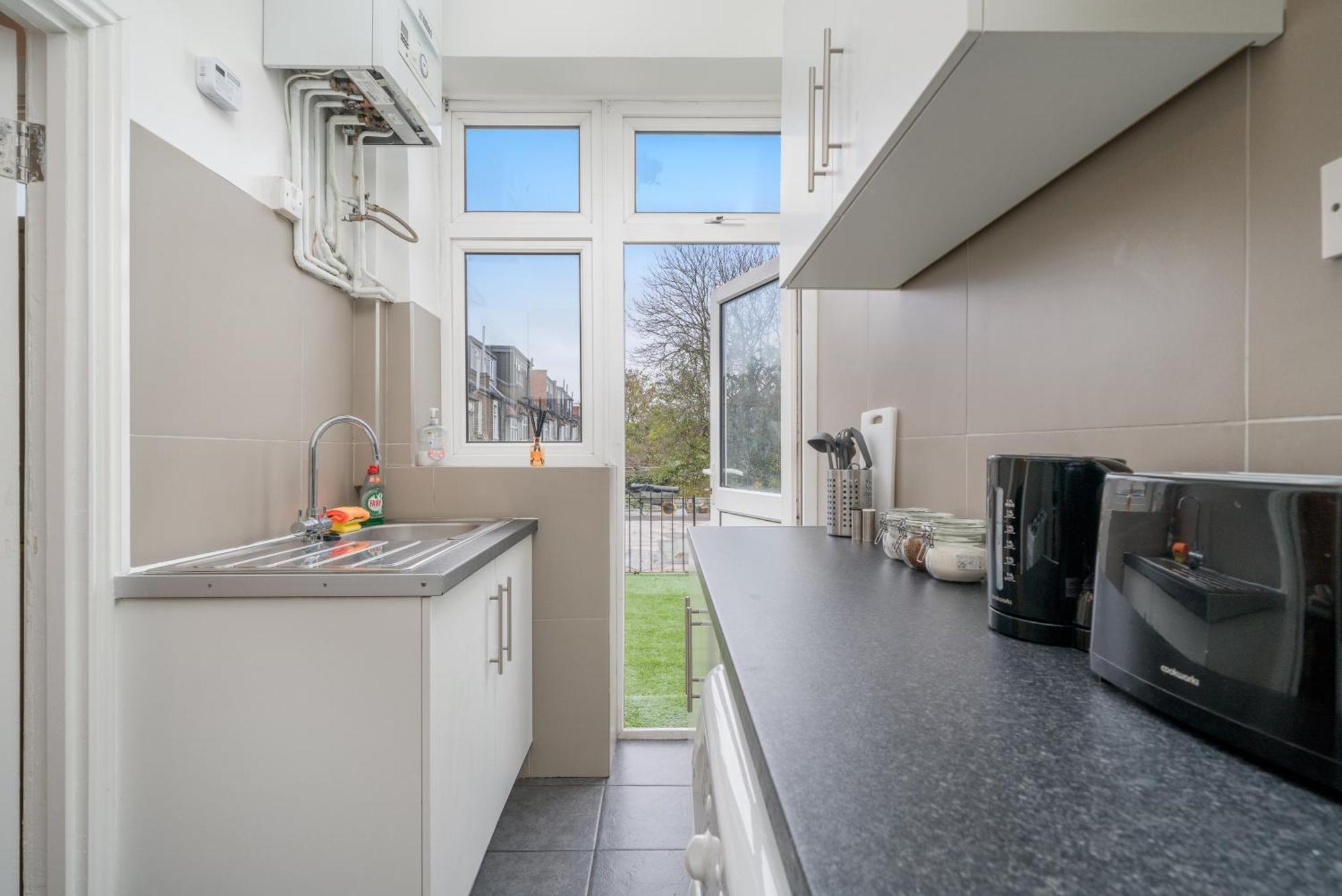 Ferienwohnung The Tooting Bec Hideaway - Prime Location London Exterior foto
