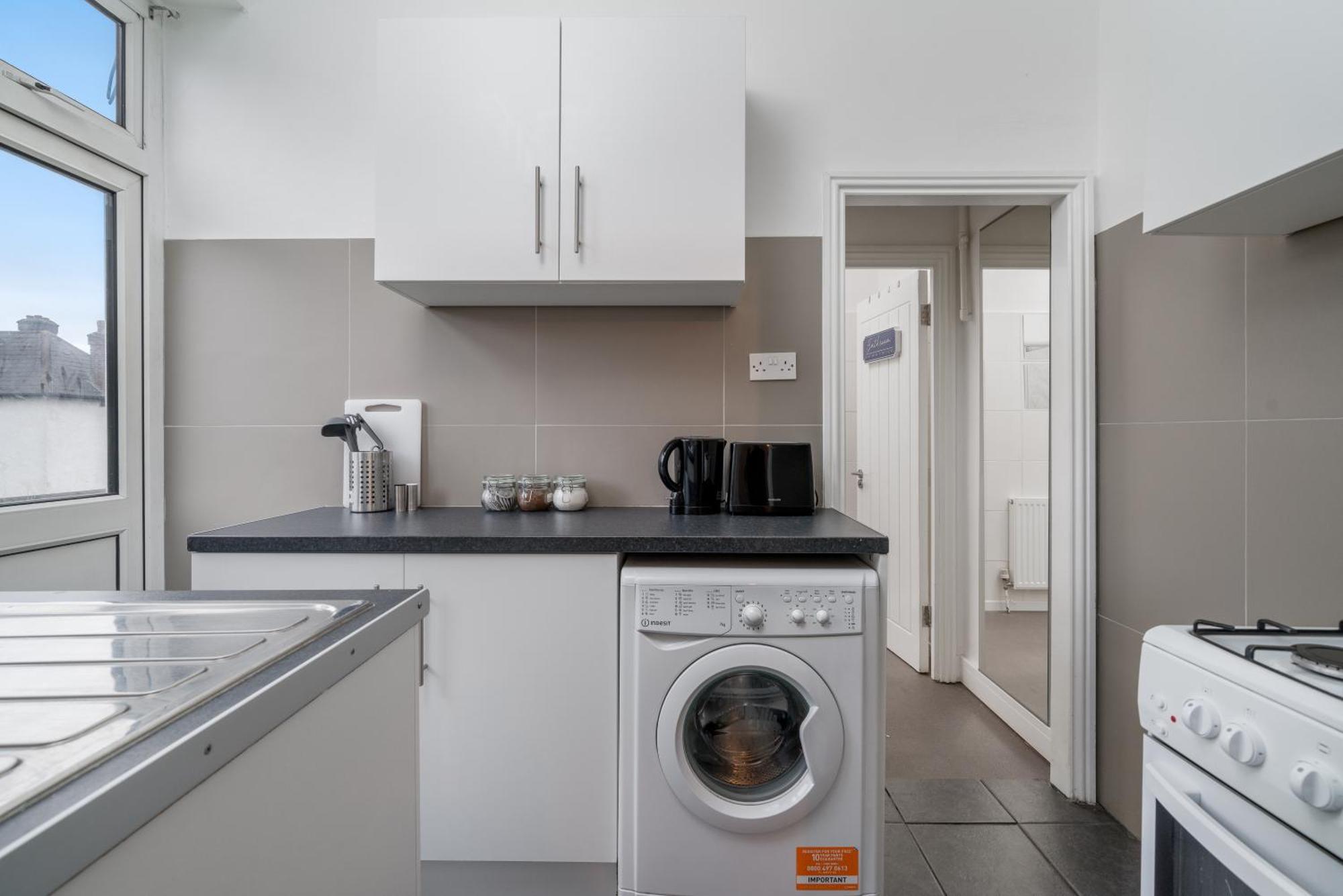 Ferienwohnung The Tooting Bec Hideaway - Prime Location London Exterior foto